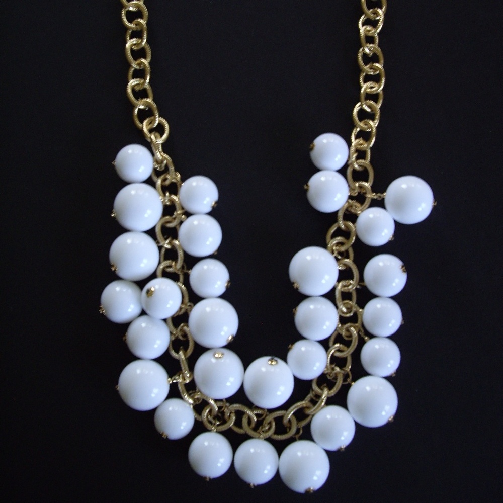 KJL Kenneth Jay Lane Fashion Show Gold Tone & White Bead Necklace/31 Inches/NEW!
